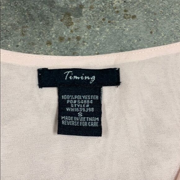 Timing L/S Peach Button Down Blouse Size Small - Picture 3 of 5